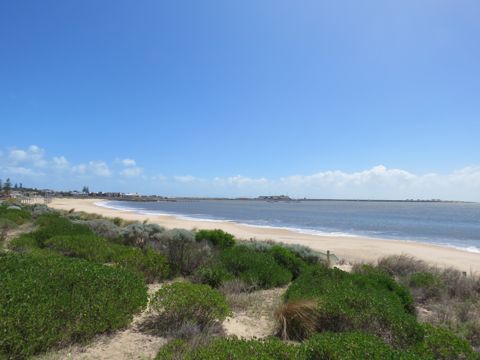 Photo of Koombana Bay